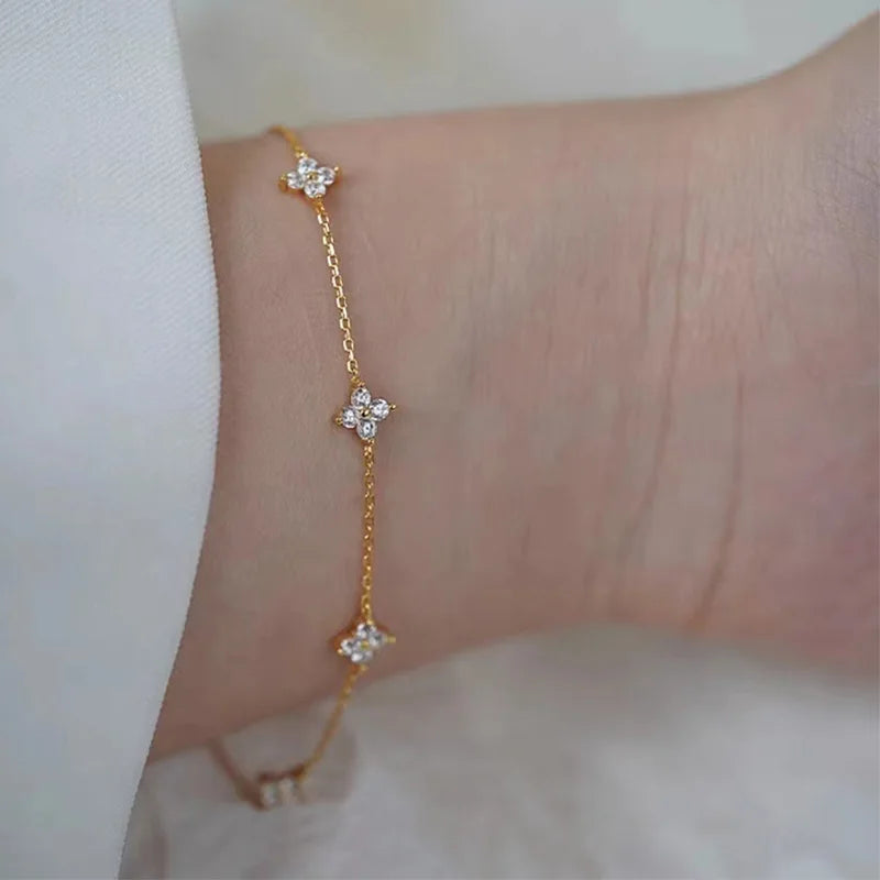 Pulseira cor prata para mulheres meninas 925 prata esterlina link chian com zircônia cúbica bonito trevo charme jóias ajustáveis