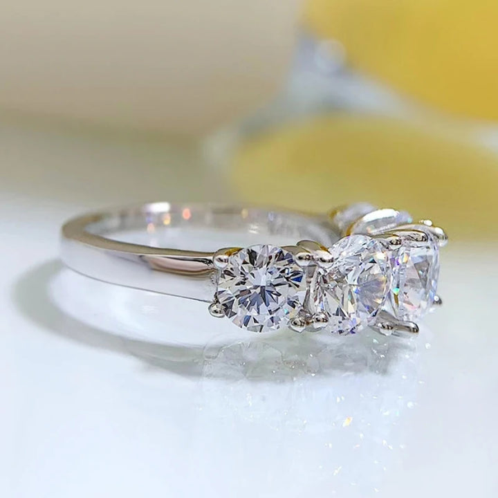IOGOU-925 Sterling Anéis De Luxo De Prata Para As Mulheres, D Cor, Moissanite Certificado, 5 Pedras, Anéis De Aniversário Originais