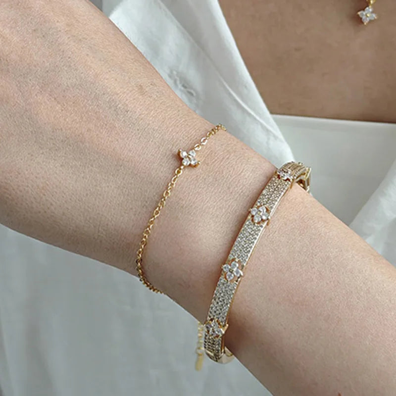 Pulseira cor prata para mulheres meninas 925 prata esterlina link chian com zircônia cúbica bonito trevo charme jóias ajustáveis