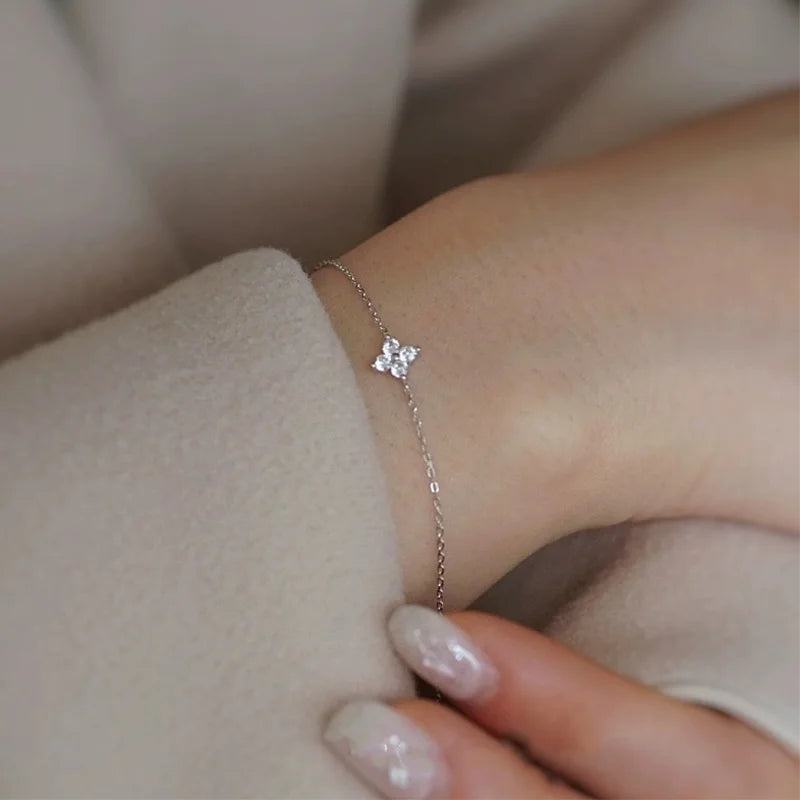 Pulseira cor prata para mulheres meninas 925 prata esterlina link chian com zircônia cúbica bonito trevo charme jóias ajustáveis