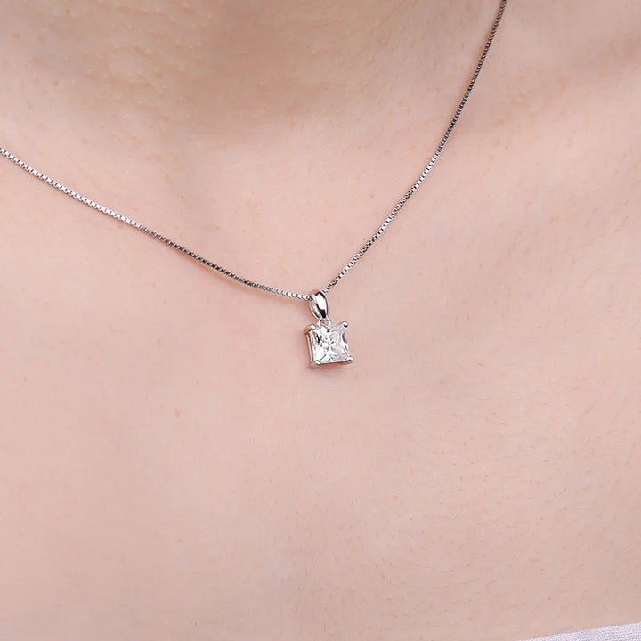 JewelryPalace Princesa 925 Sterling Silver Colar de Pingente para Mulheres, Menina Sem Cadeia Moda, Presente de Aniversário, 5A CZ 1ct