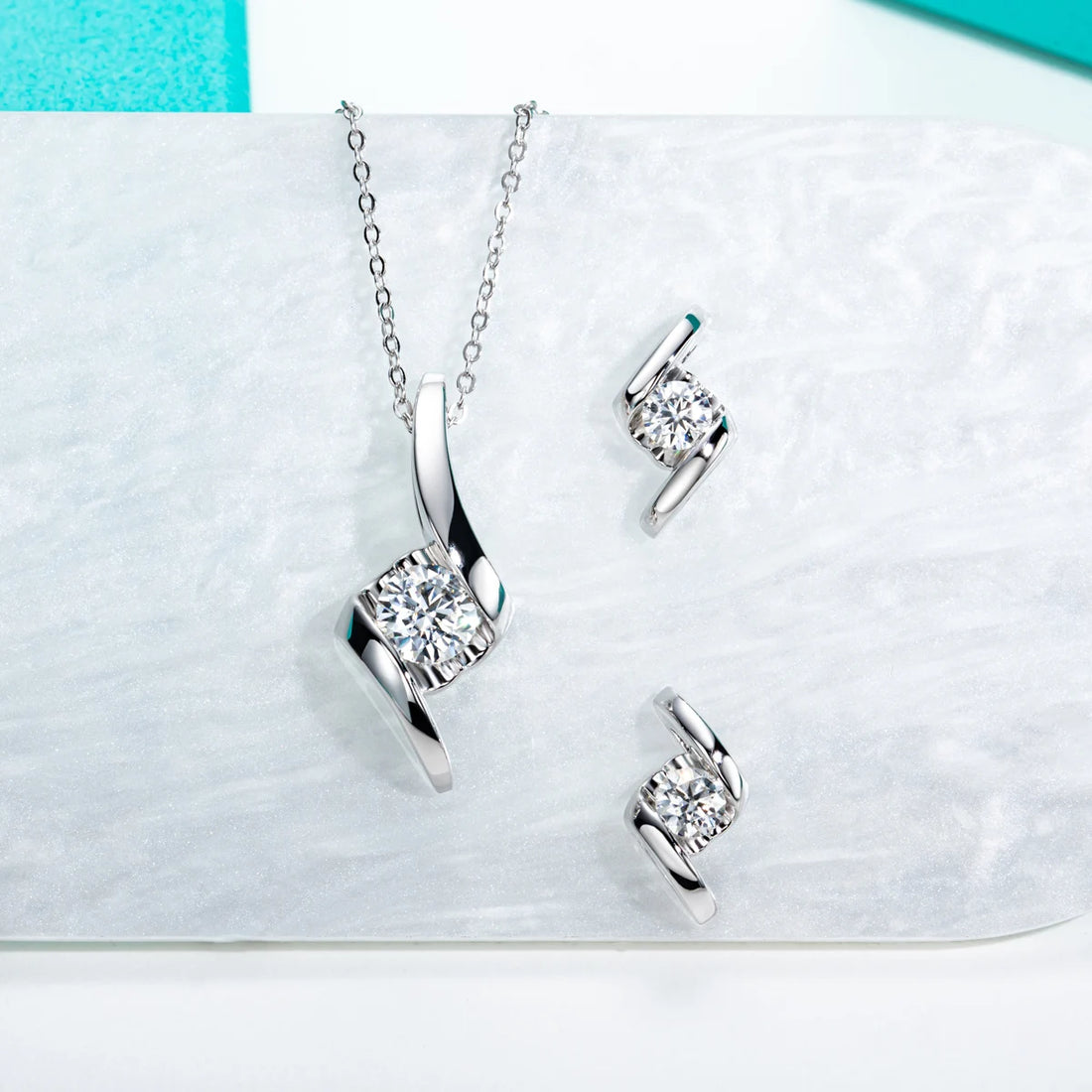 AnuJewel D Cor Moissanite Brincos, Colar De Pingente Banhado A Ouro 18K, 925 Conjunto De Jóias De Prata Esterlina, Conjunto De Jóias De Fábrica
