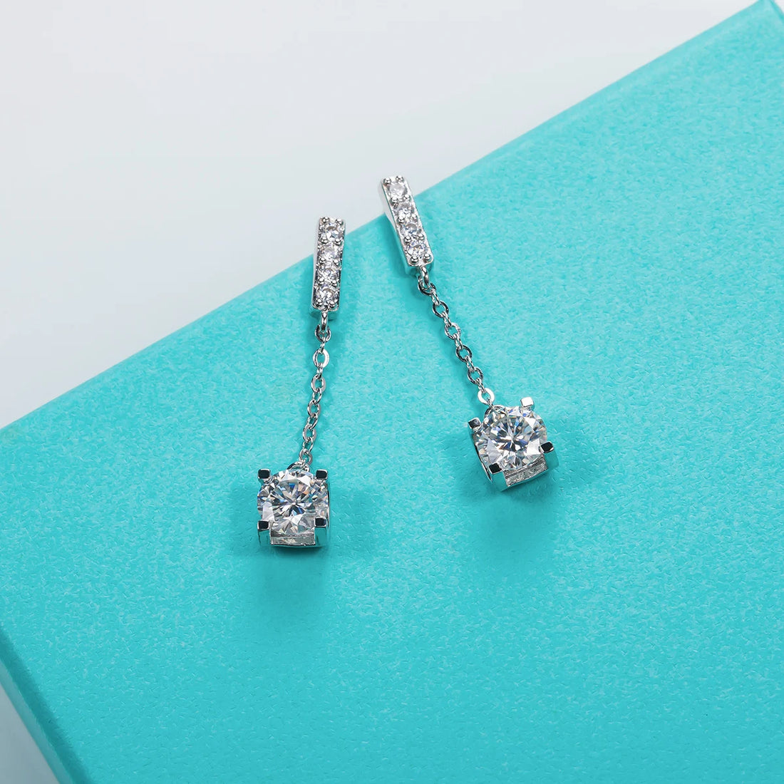 Lumière Éternelle Marbella - Brincos de Moissanite Elegância Atemporal em Prata 925